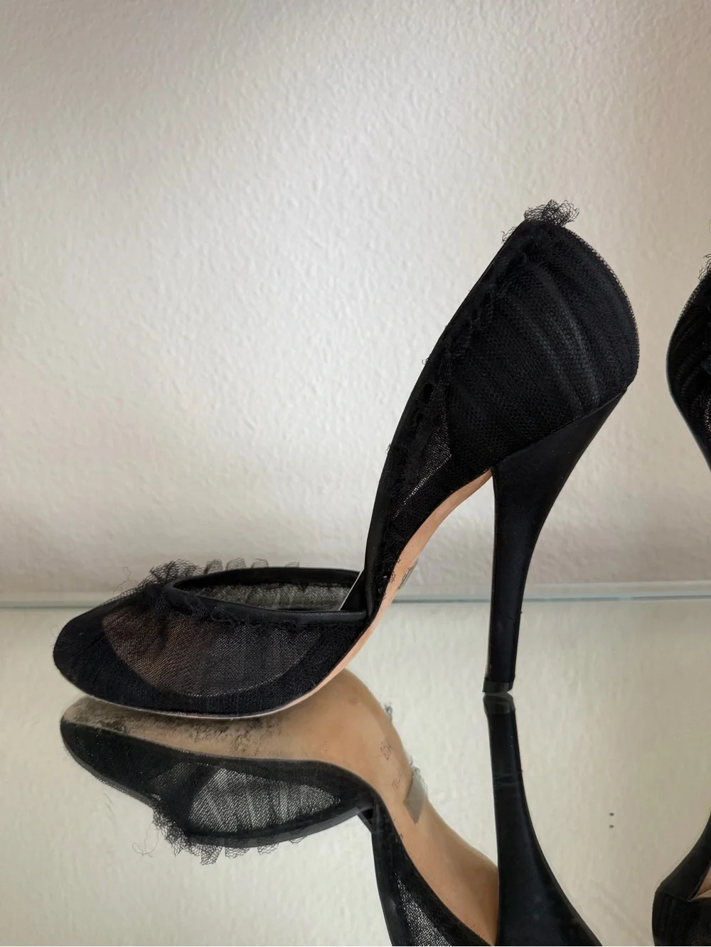 Badgley Mischka Heels 8.5 Badgley Mischka black tule High Heels